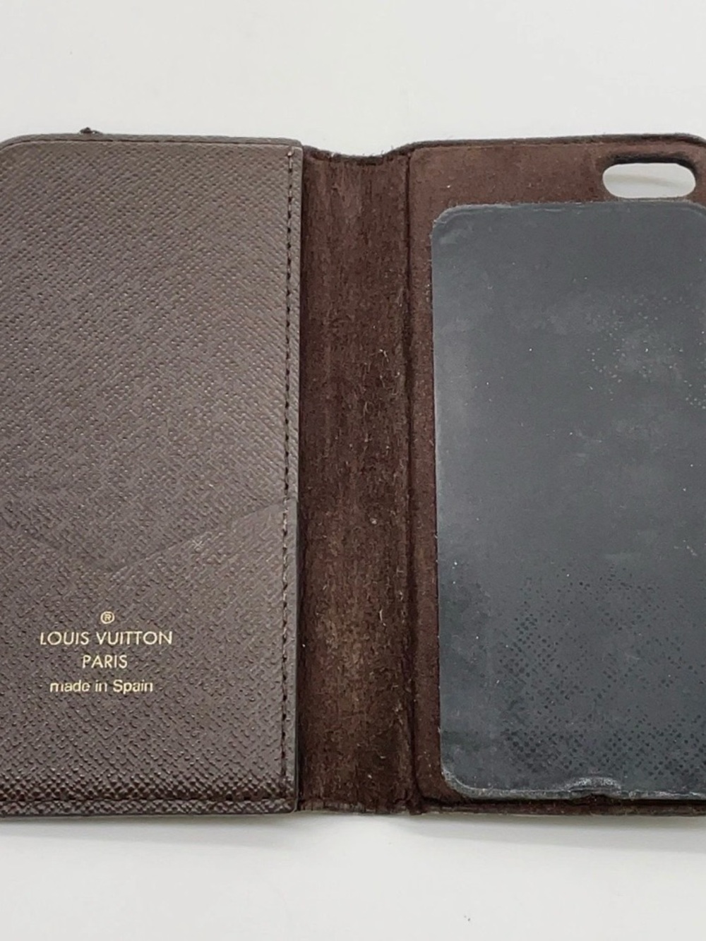Louis Vuitton Monogram iPhone
6 Case - Picture 8 of 11